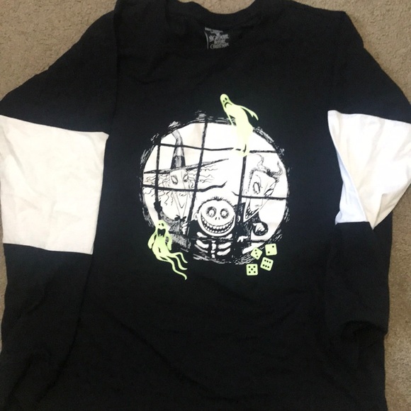 burtons the nightmare before Christmas teeshirt - Picture 3 of 3